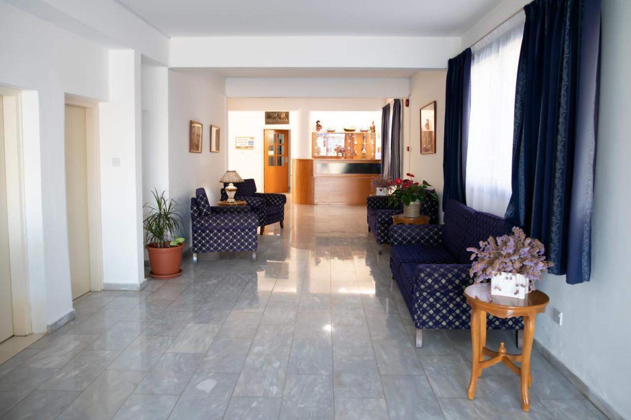 West End Hotel Peyia Ngoại thất bức ảnh