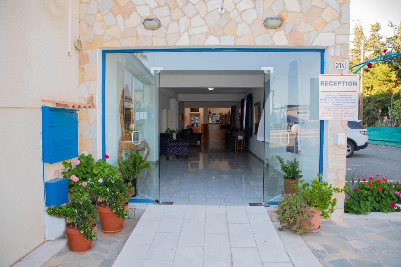West End Hotel Peyia Ngoại thất bức ảnh