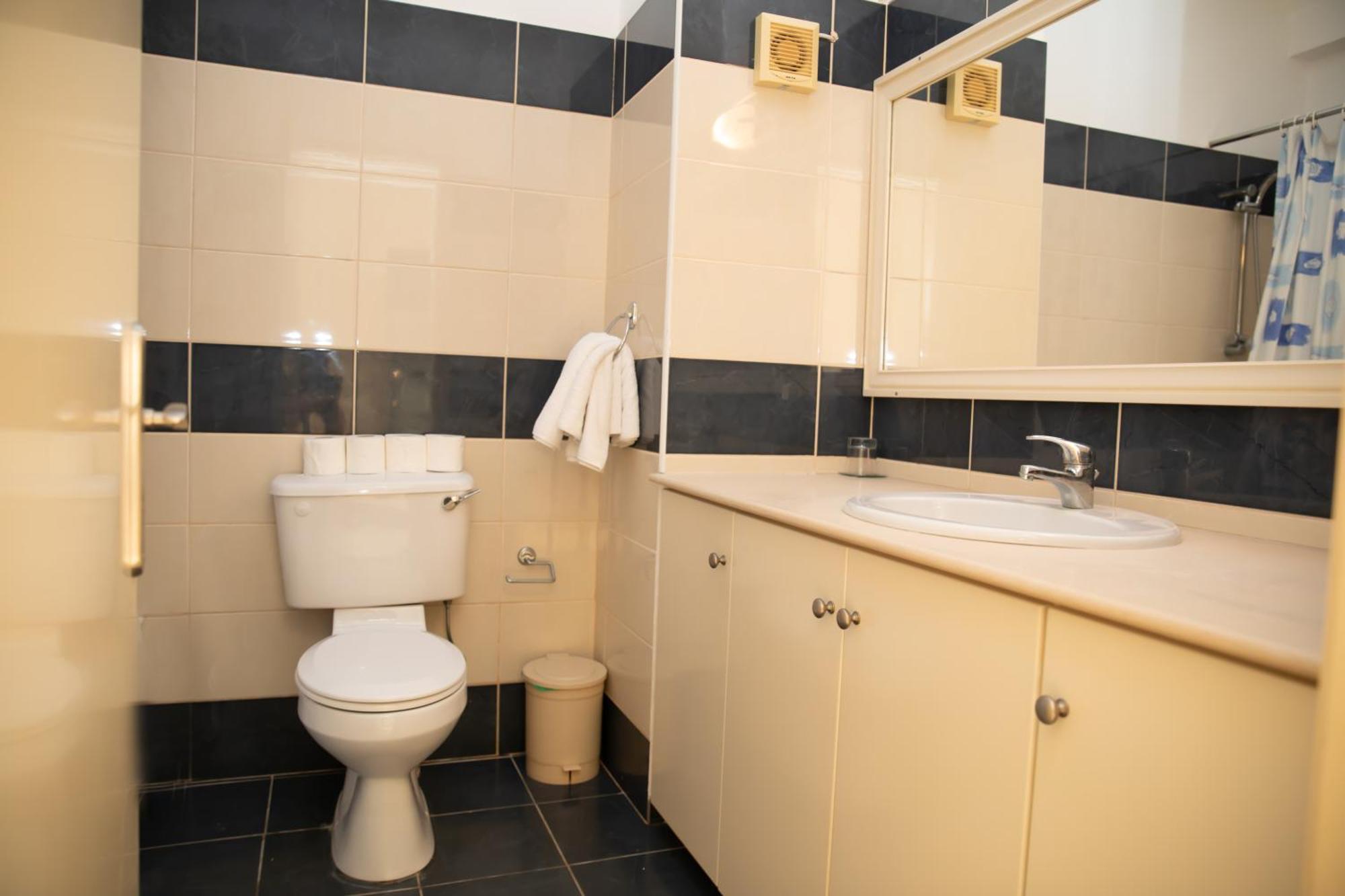 West End Hotel Peyia Ngoại thất bức ảnh