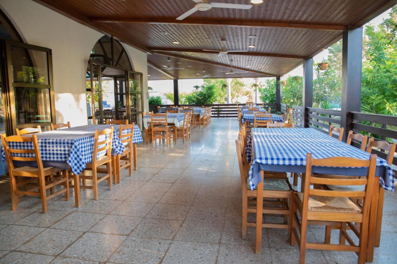 West End Hotel Peyia Ngoại thất bức ảnh