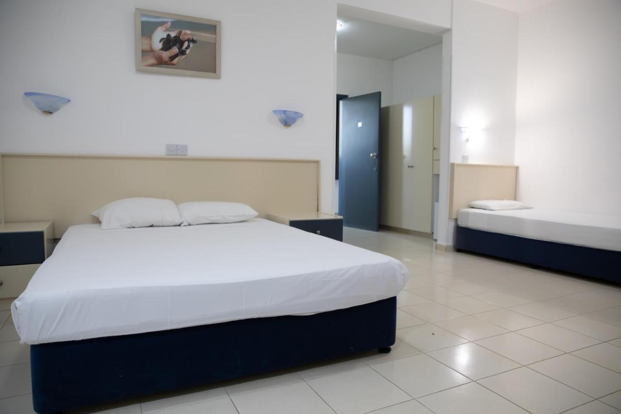 West End Hotel Peyia Ngoại thất bức ảnh
