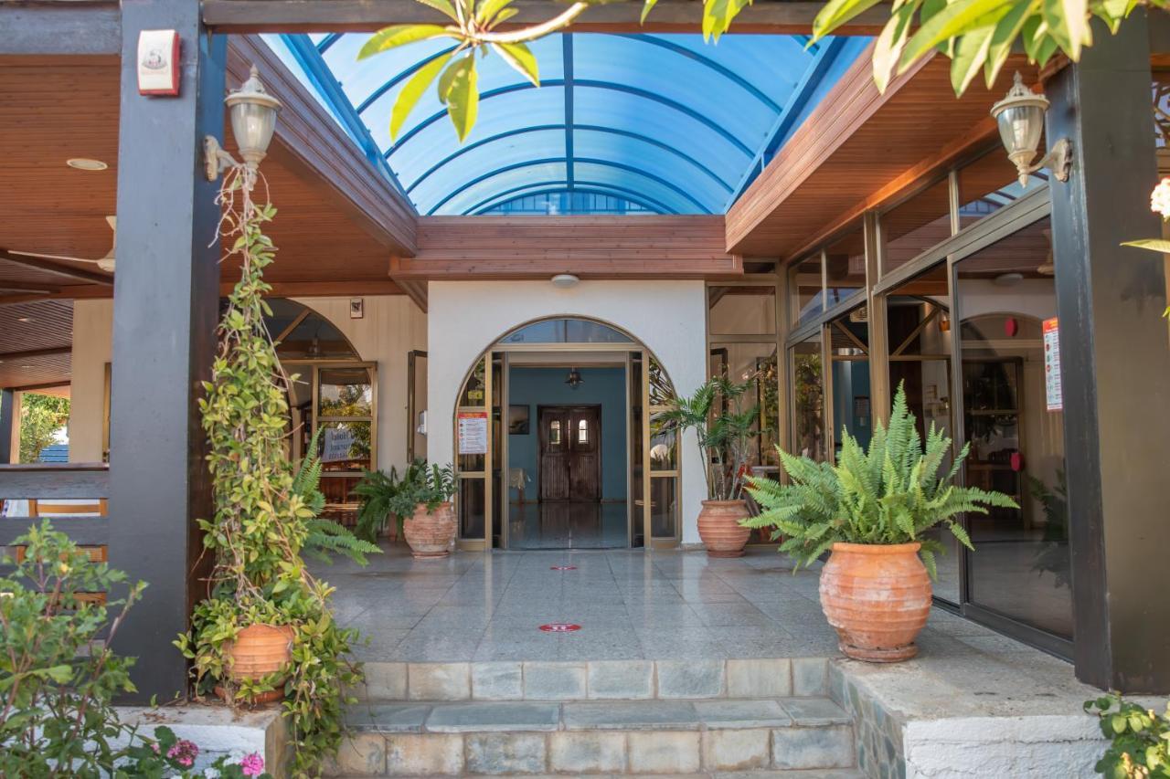 West End Hotel Peyia Ngoại thất bức ảnh