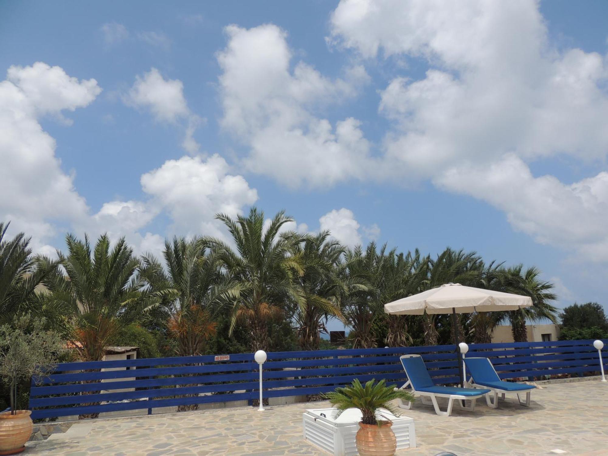 West End Hotel Peyia Ngoại thất bức ảnh