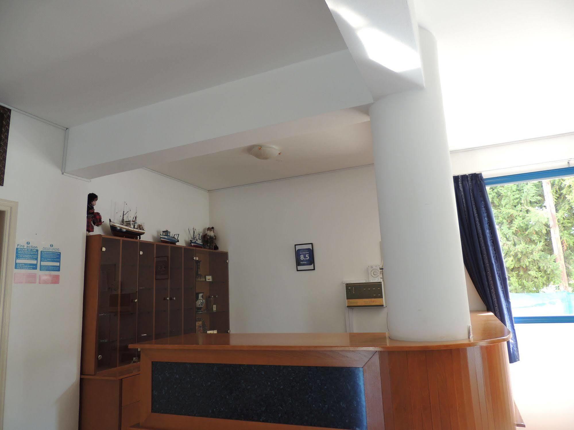 West End Hotel Peyia Ngoại thất bức ảnh